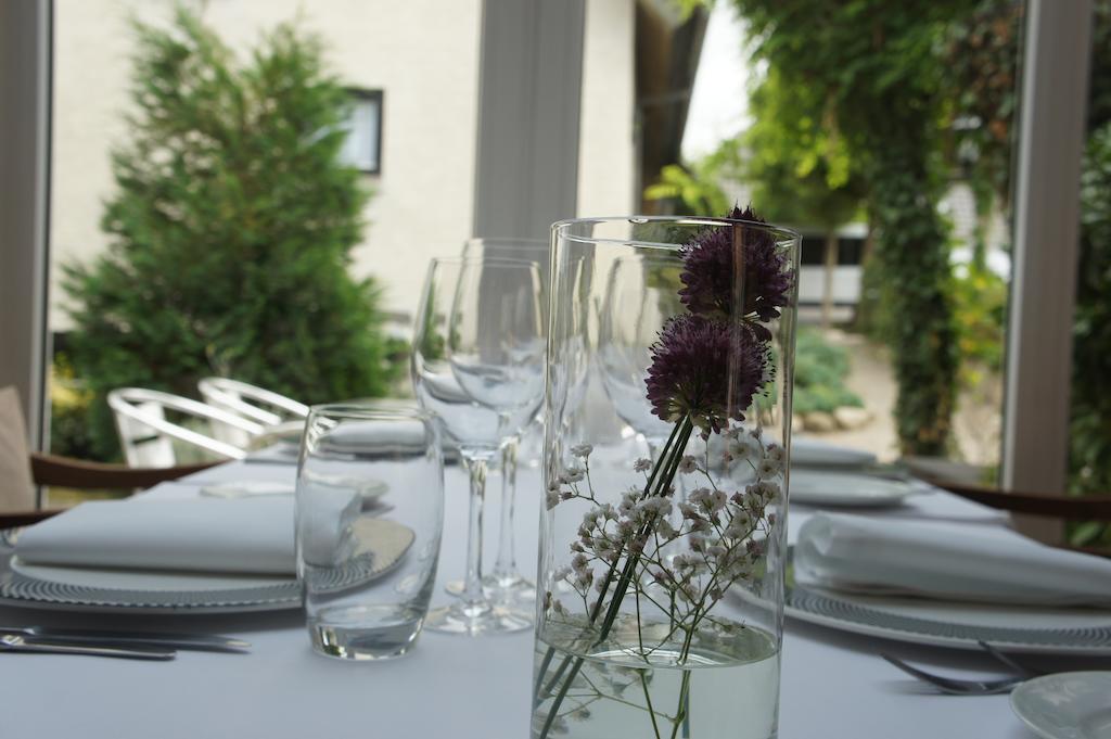 Lyng Dal Hotel Og Restaurant Ry Экстерьер фото